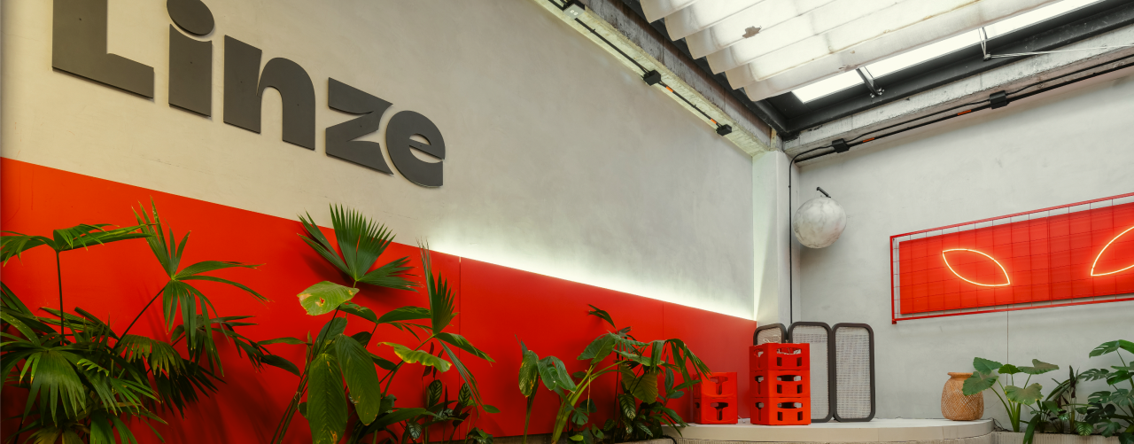 Linze · Restaurante y Cocktail Bar